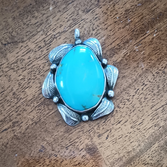 Vintage Jewelry - Vintage Navajo turquoise pendant